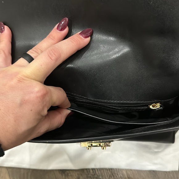 Michael Kora Black & Gold Leather Messenger Bag - Picture 13 of 17